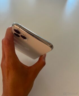 iPhone 11 Pro Max 64GB - 4
