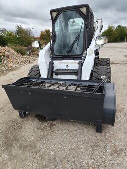 Nakladač Bobcat S330 + príslušenstvo. - 4