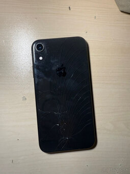 Predám iPhone XR, 64 GB - 4
