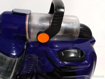 Vysavac Electrolux bezvreckovy - 4