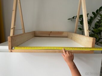 Prebaľovací pult s hrazdičkou - 4