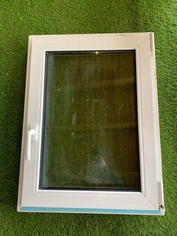 Predám použité  Plastove dvojsklo - 4