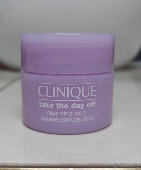 predam novu kozmetiku Clinique - 4