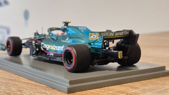 Model F1 Aston Martin AMR21 #5 Vettel 1:43 - 4