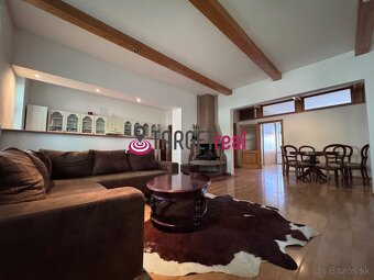 FOR RENT: Beautiful 3-room apartment in the center of Martin - 4