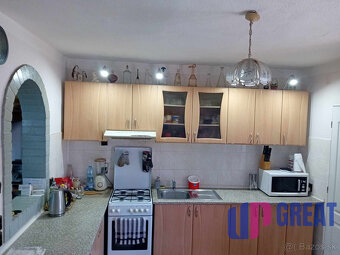 KROMPACHY- rodinný dom (10izieb)+ 3 garáže na PREDAJ - 4