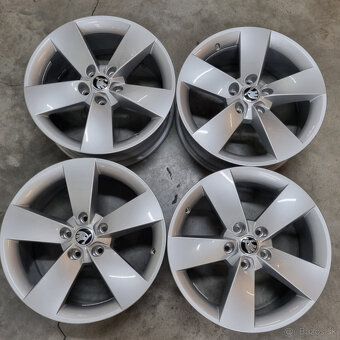 Hliníkové Škoda disky 5x112 R17 7J ET40 - 4