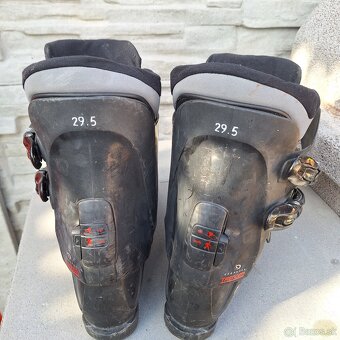 Lyže a lyžiarky - 4