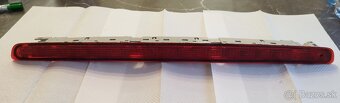 Škoda Octavia 3, Superb 3 - tretie LED brzdové svetlo. - 4