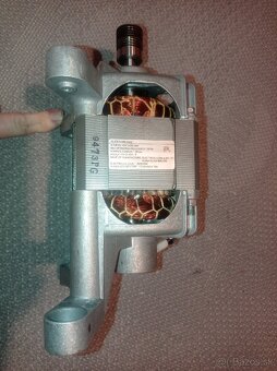 Predám práčku Electrolux na diely - 4