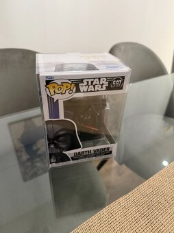 Predám plastový obal chránič kryt na POP figúrky. - 4