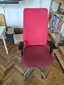 Nastaviteľné kancelárske stoličky - 4