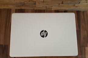 HP_notebook_HD_15.6" - 4