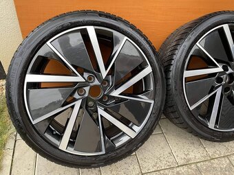 VEGA AERO orig.skoda Superb3V 5x112 8j x19 ET 44 VW - 4