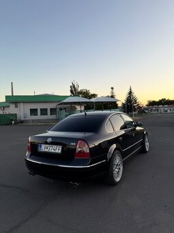 Volkswagen Passat 4.0 W8 - 4