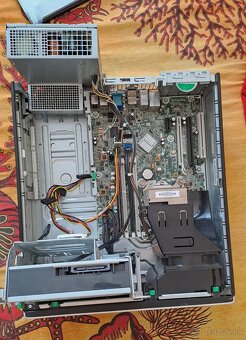 HP Compaq Elite 8300 SFF, i3 3220, 4GB RAM - 4