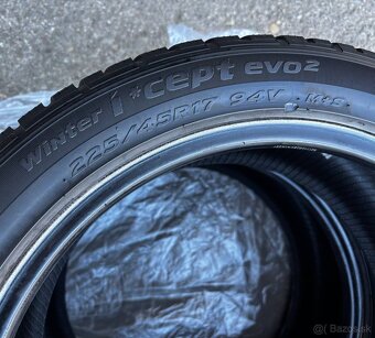 Zimné pneumatiky 225/45 R17 Hankook Winter Icept EVO2 - 4