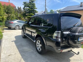 Mitsubishi Pajero 4 - 4