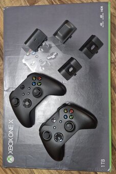 XBOX ONE X 1TB HDD - 4