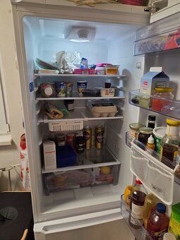 Chladnička kombinovaná Beko CS234022 - 4