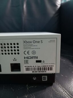 xbox one s - 4