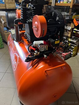Kompresor olejovy 350L 12,5bar - 4