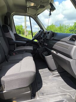 Predám pojazdný pneuservis Renault Master L3H2P3 - 4
