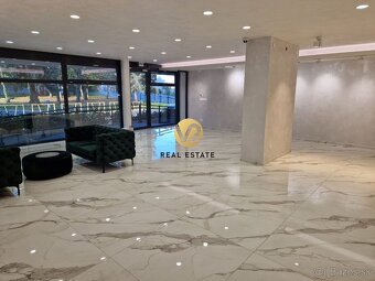 NA PREDAJ novostavba obchodno - komerčný priestor 140m2 v Ce - 4
