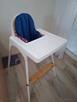 Sedačka na kŕmenie - 4