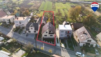 REZERVOVANÉ- Reality Pre Vás - na predaj : Priestranný dom s - 4