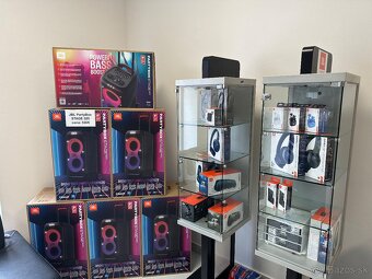 Predám JBL párty box STAGE 320 nový - 4