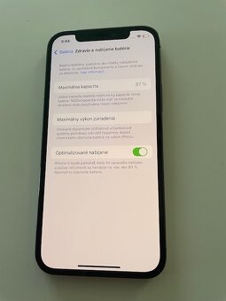 Krásny Iphone 12 64GB - 4