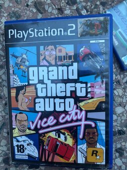 Ps2 hry - 4