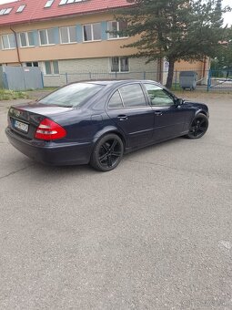 Mercedes W211 - 4