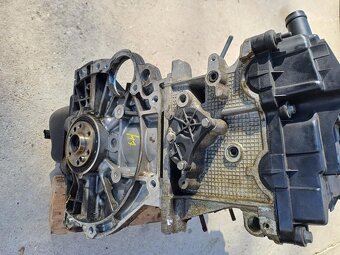 Hlava valcov BMW 1 E81 E82 E87 (2005-2011) 1.6 benzín - 4