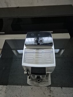 Predám kávoar Delonghi - 4
