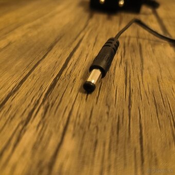 Napájací adaptér 240V - 4