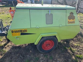 Predam stavebny kompresor - 4