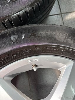 VW Touareg sada R18 leto originál - 4