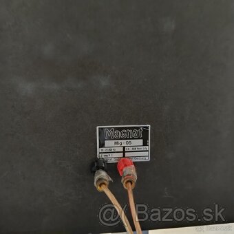 MAGNAT - 4