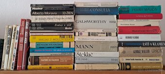 Predam knihy na fotkach za 10.ks chcem len 9€ - 4