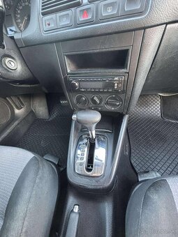 Volkswagen Golf IV - 4