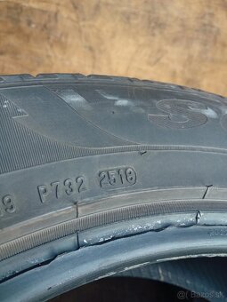 235/55R18 Pirelli Scorpion - 4