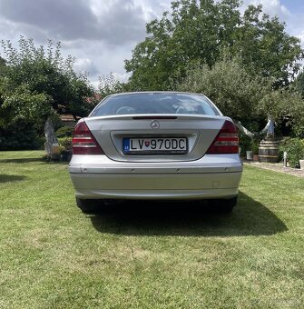 Mercedes Benz 220cdi Avantgarde/A-T - 4