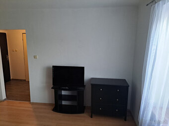 Na prenájom moderný 1 izb. byt v Slovenskej Ľupči.30 m2 - 4