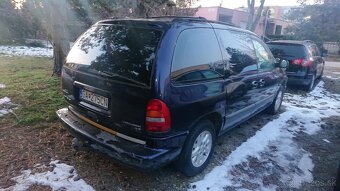 Chrysler Voyager 21,5 TD - 4