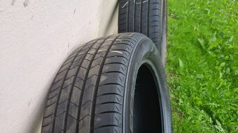 Pneu 215 /55 R 18 - 4