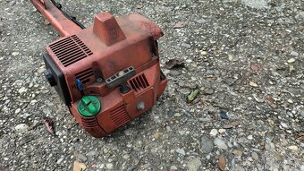 Krovinorez Husqvarna - 4