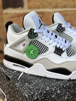Air Jordan 4 Retro Military Black - 4
