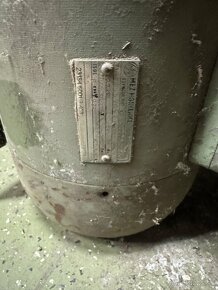 2x Elektromotor vid. štítky - 4